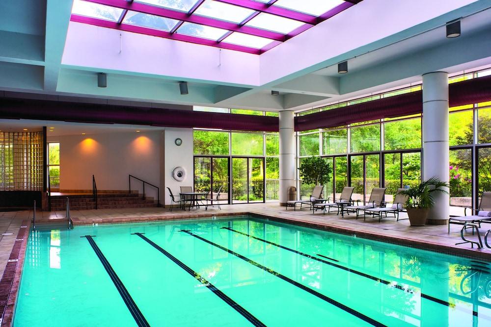Doubletree By Hilton Tulsa At Warren Place Екстериор снимка