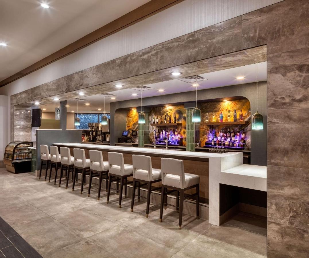 Doubletree By Hilton Tulsa At Warren Place Екстериор снимка