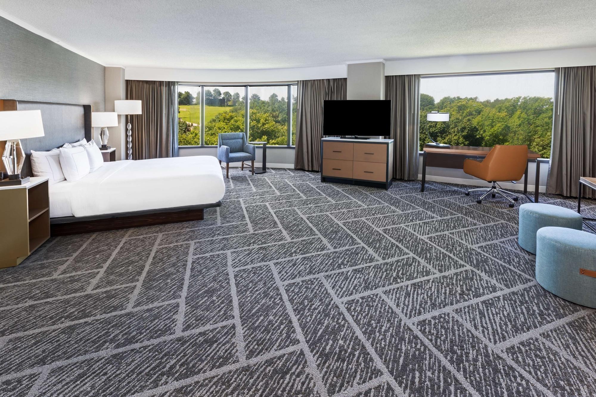 Doubletree By Hilton Tulsa At Warren Place Екстериор снимка